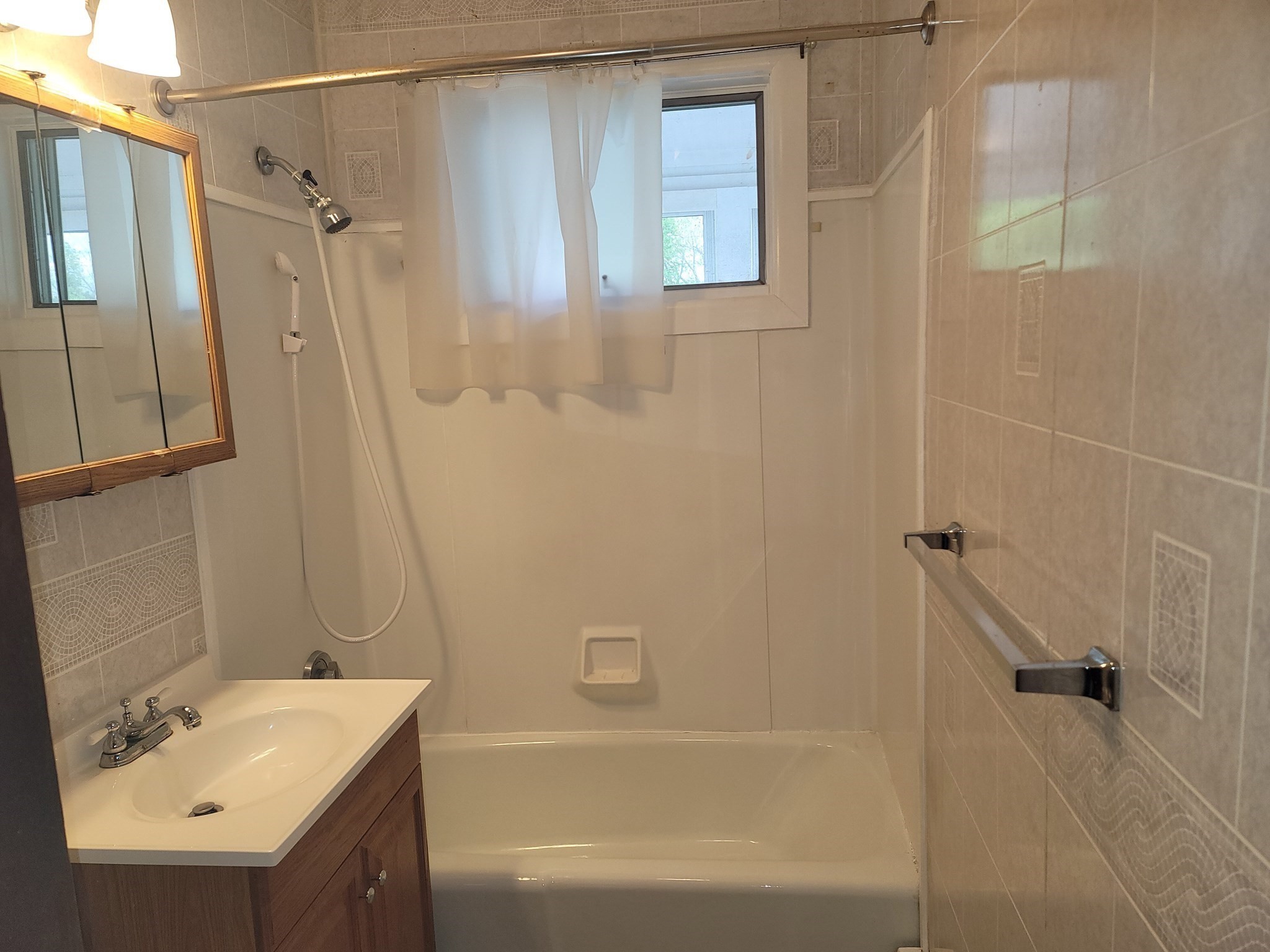 13 Hartley # 2l Property Photo 6