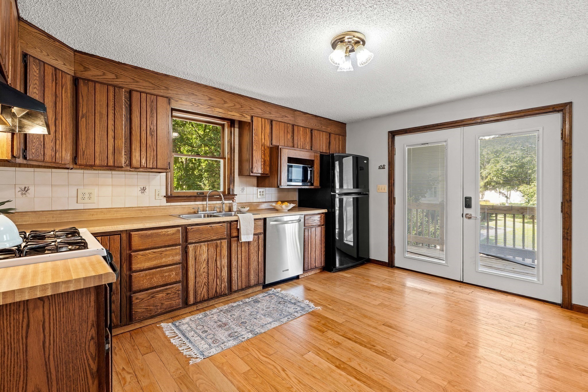 89 W Meadow Rd Property Photo 12