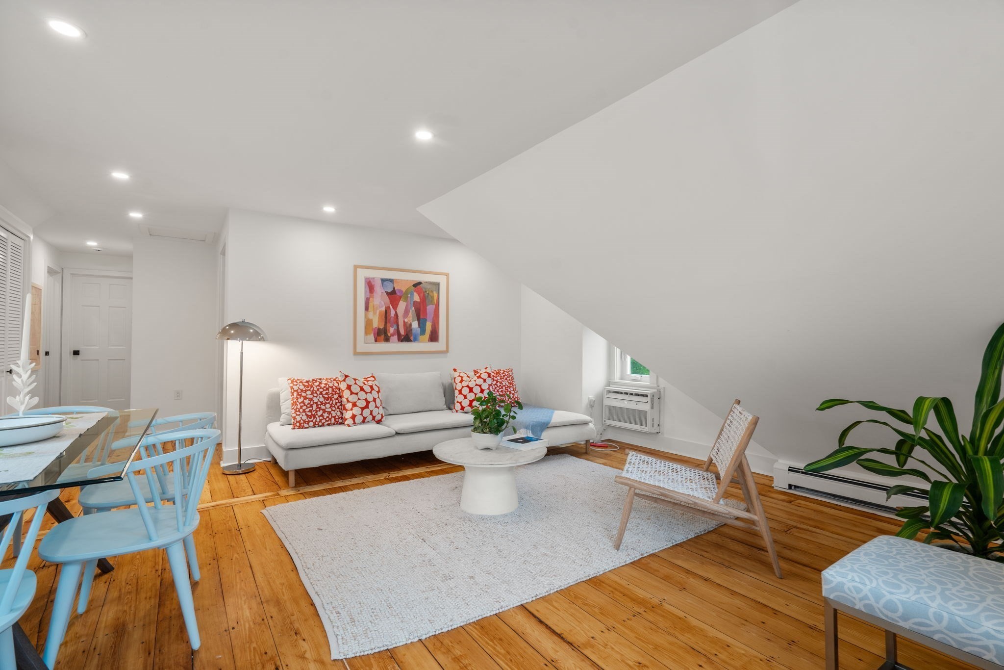 7 Russell Street # 3 Property Photo 3