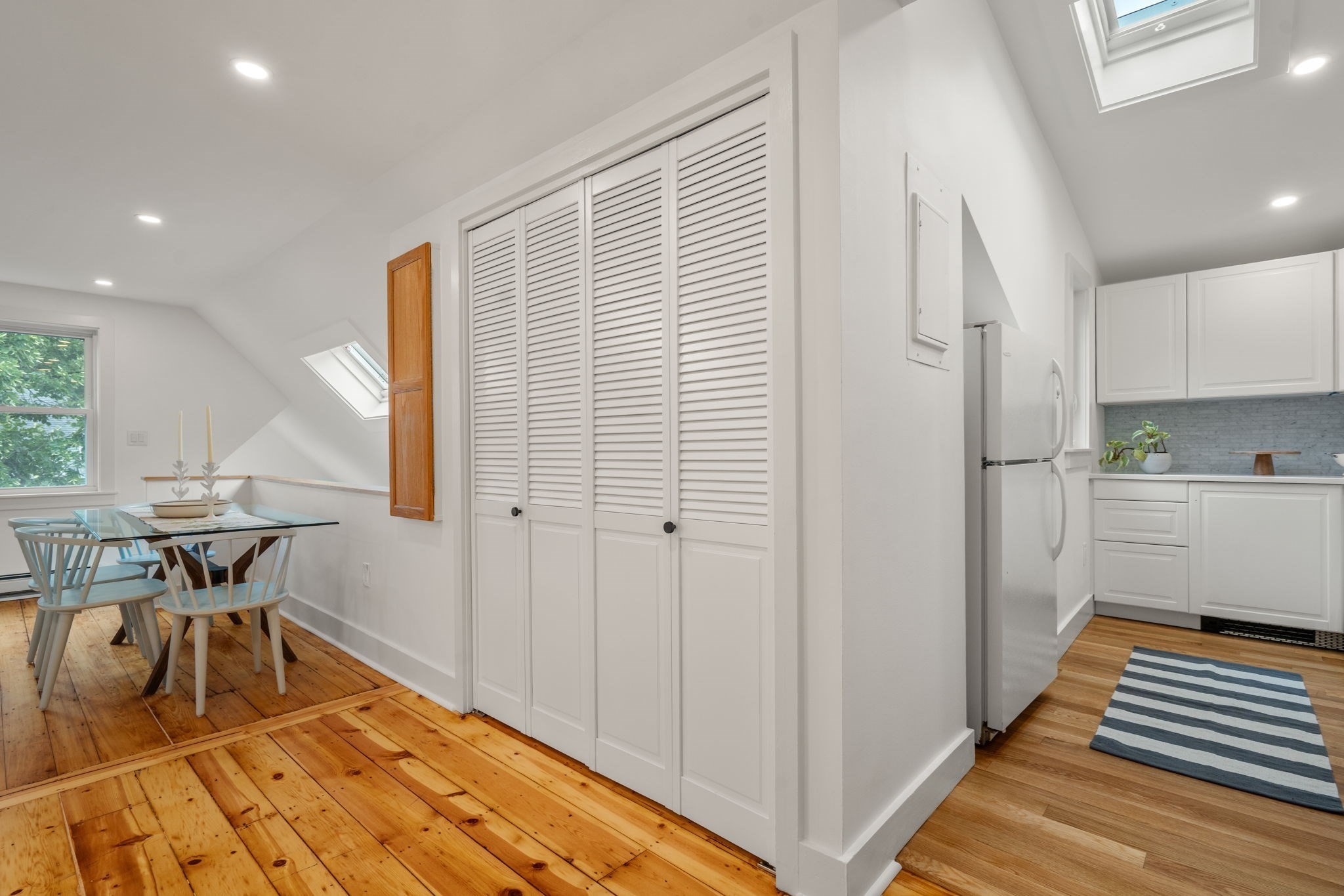 7 Russell Street # 3 Property Photo 6
