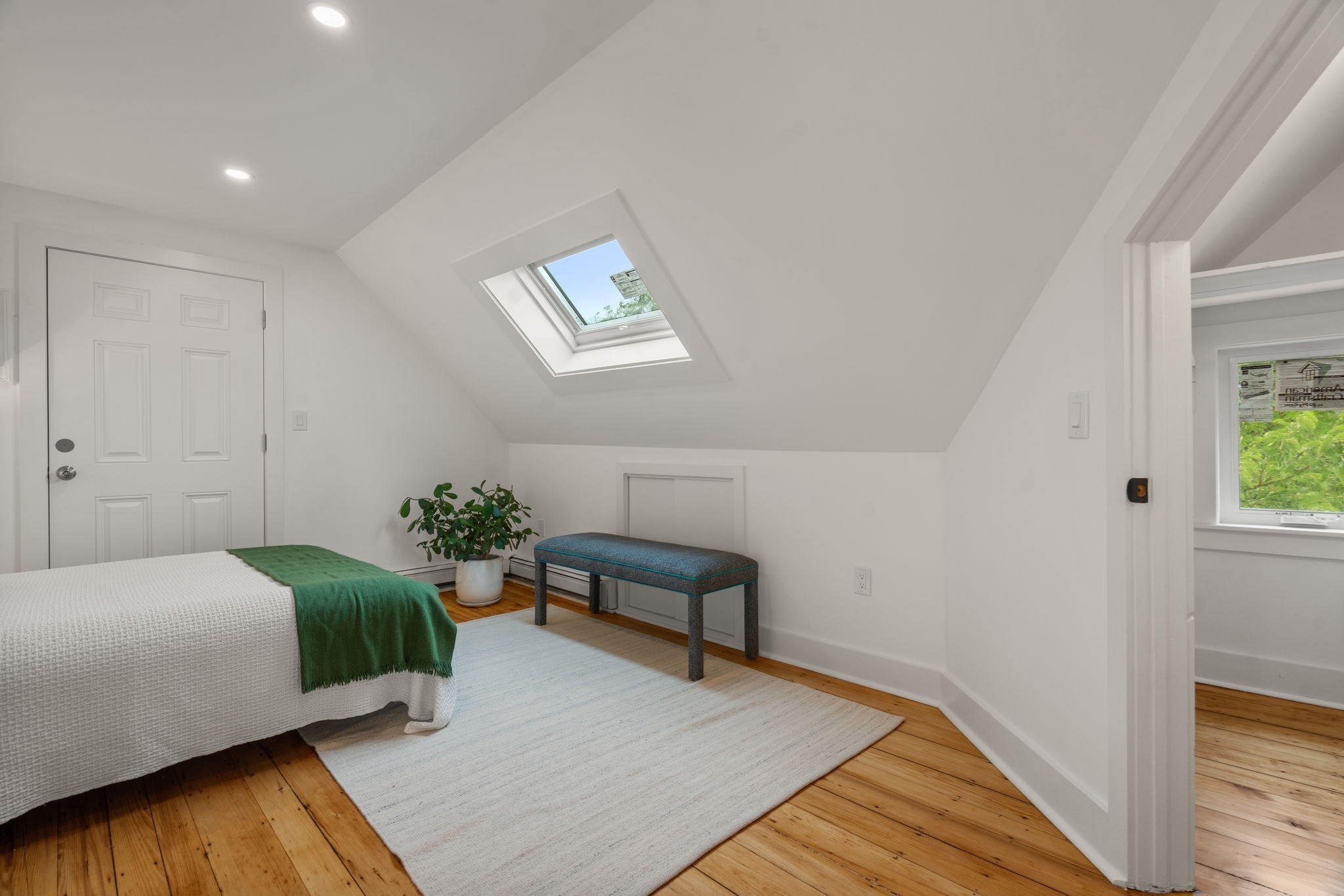 7 Russell Street # 3 Property Photo 12