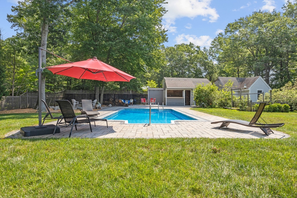 32 College Pond Rd. Property Photo 4