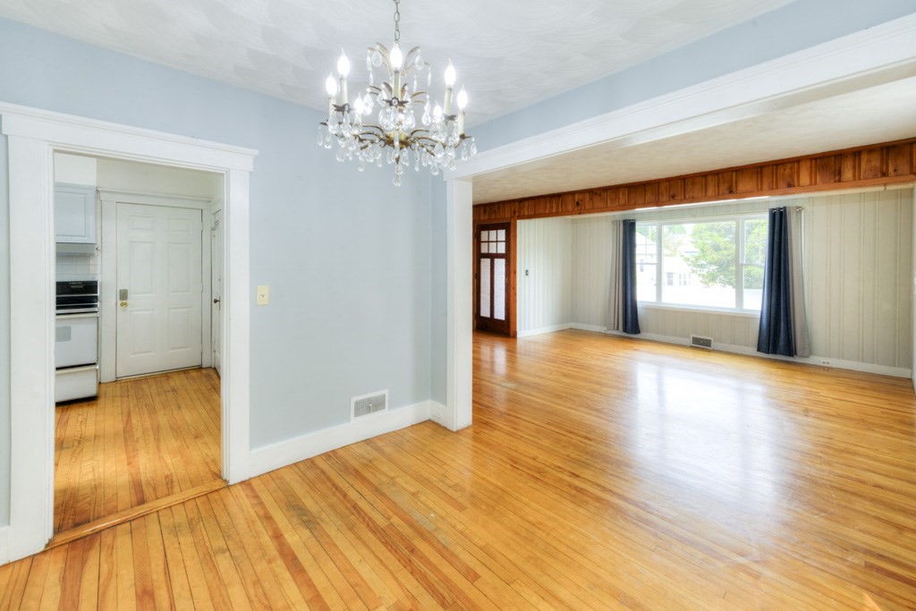 62 Rolfe Ave Property Photo 11