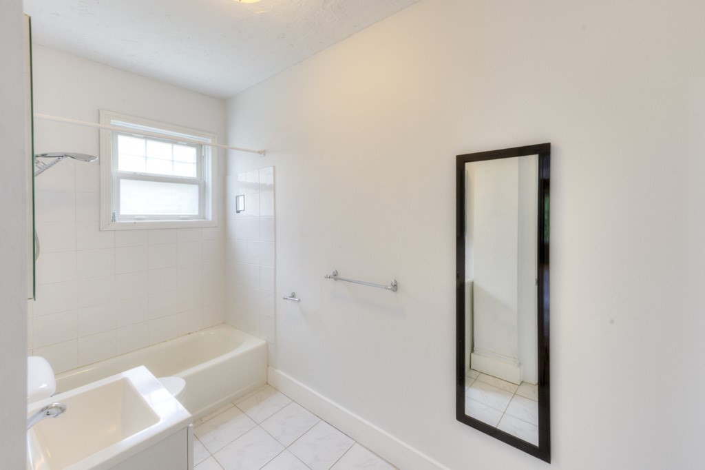 62 Rolfe Ave Property Photo 12