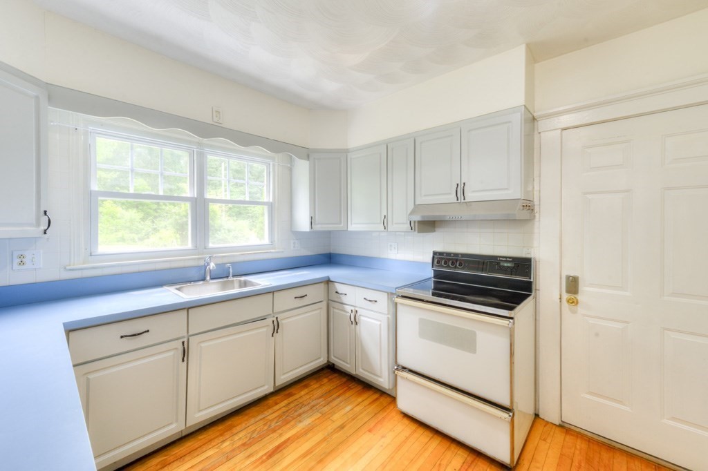 62 Rolfe Ave Property Photo 14
