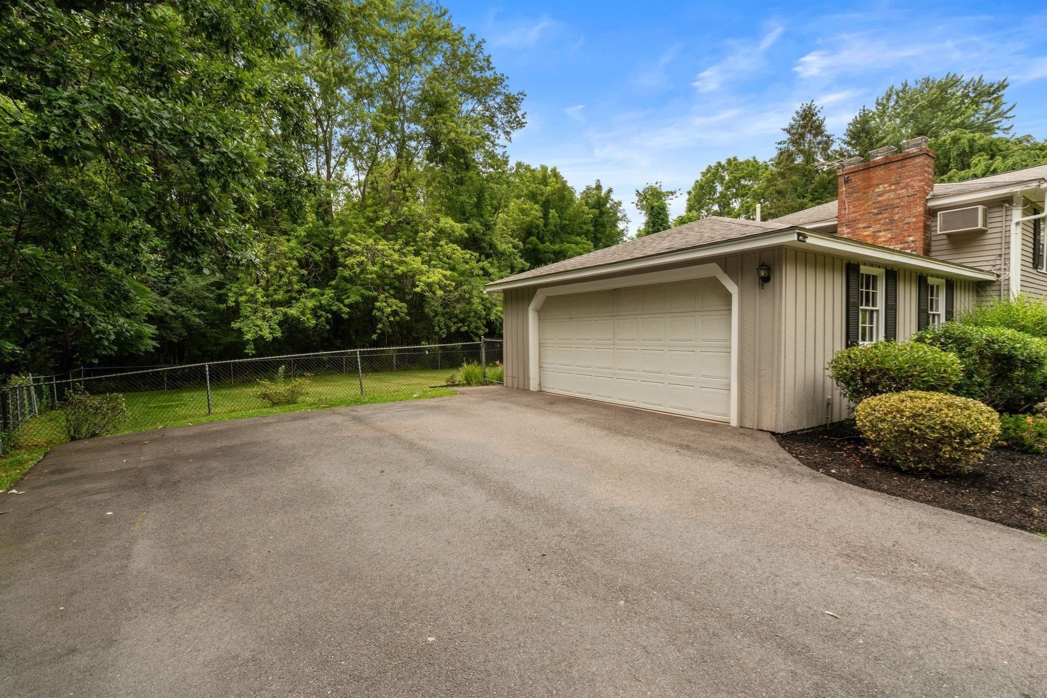 108 Greenwood Rd Property Photo 23