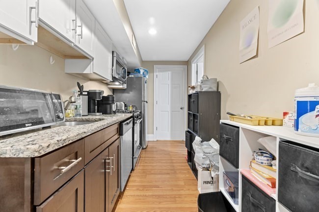 4 Burke St Property Photo 12
