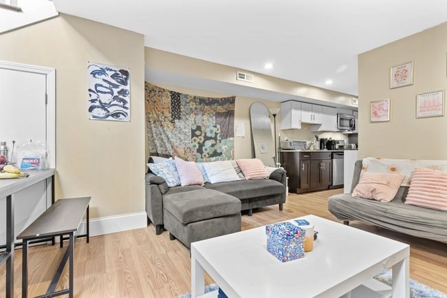 4 Burke St Property Photo 14