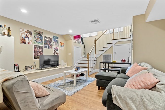 4 Burke St Property Photo 15