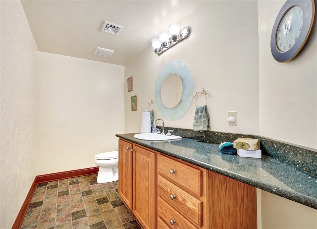 10 Rock Meadow Rd Property Photo 31