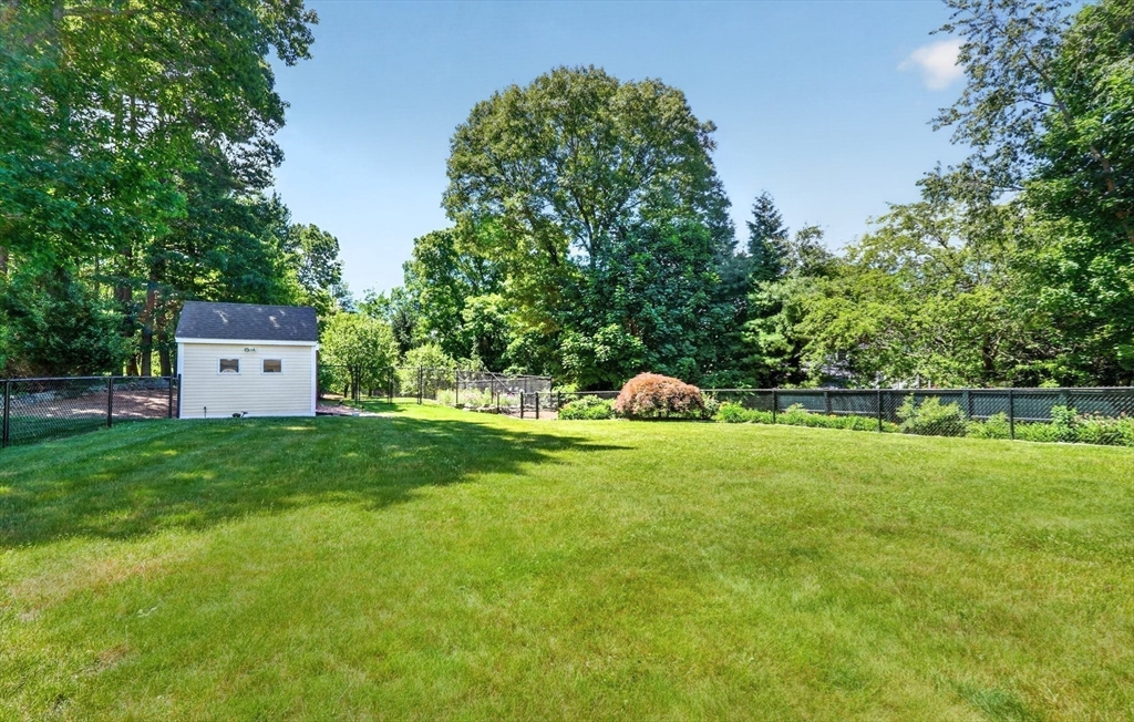 10 Rock Meadow Rd Property Photo 35