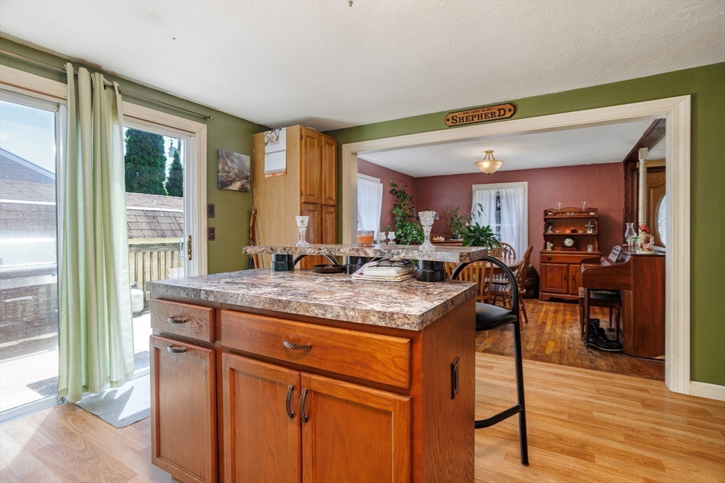 148 Pond St Property Photo 12