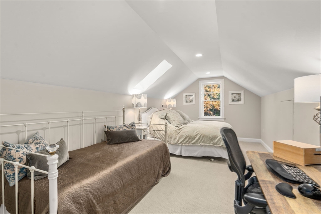 150 Dedham St Property Photo 31