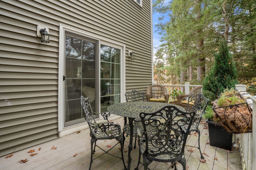 150 Dedham St Property Photo 36