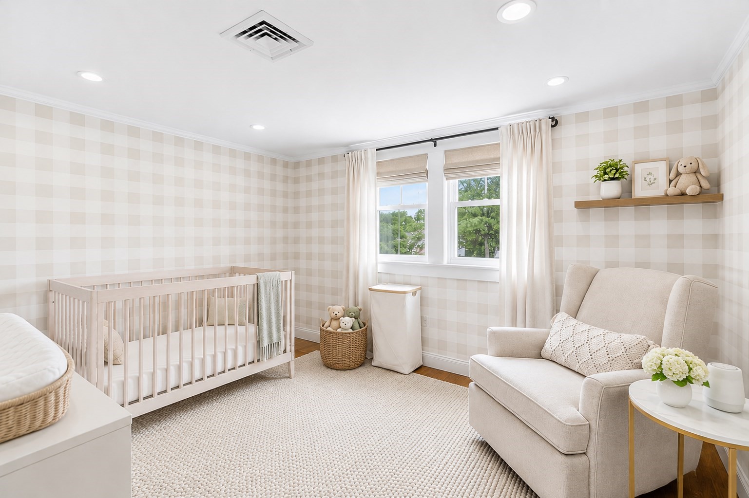 19 Hersey St Property Photo 12
