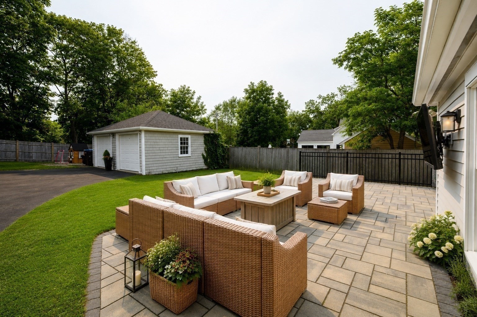 19 Hersey St Property Photo 14