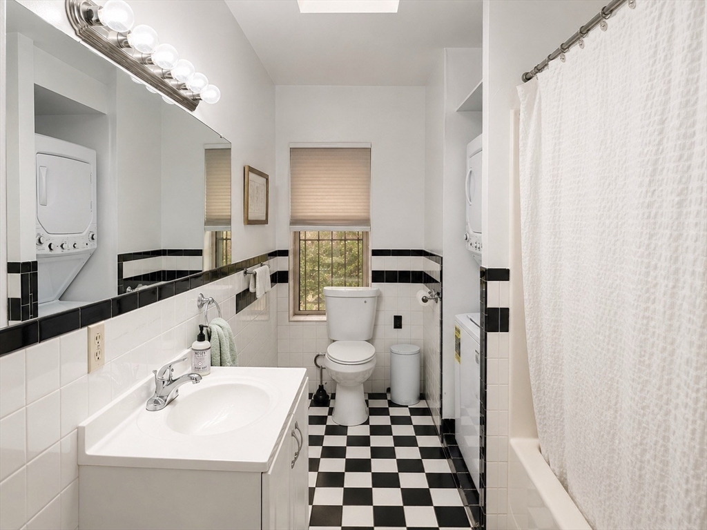 24 Cyprians Place # 4 Property Photo 6