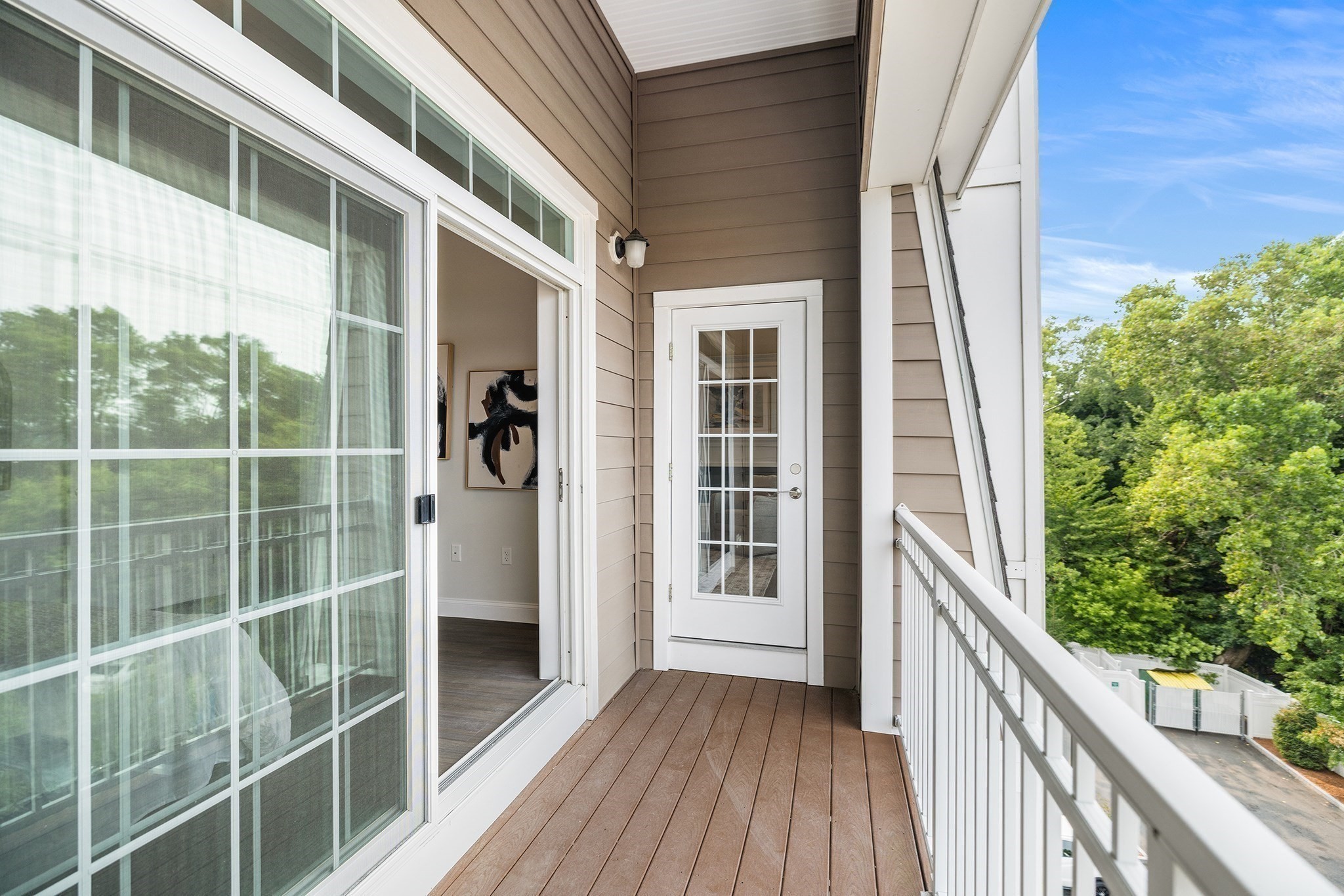320 Middlesex Avenue # B406 Property Photo 22