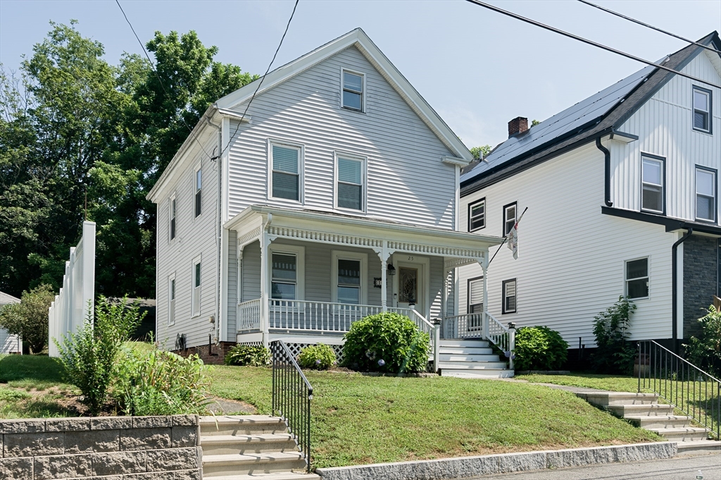 25 Prospect St Property Photo 2