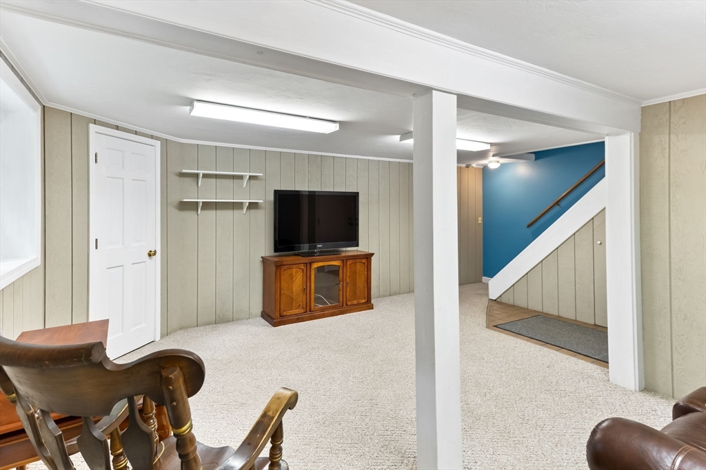 34 Pioneer Drive Property Photo 24
