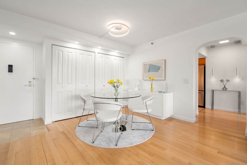1731 Beacon St # 508 Property Photo 5