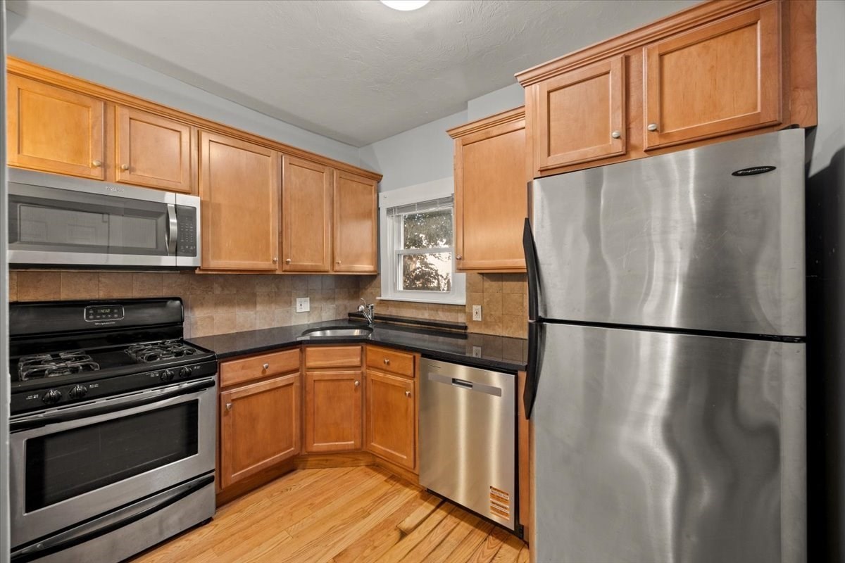 36 Telegraph St # 1 Property Photo 8