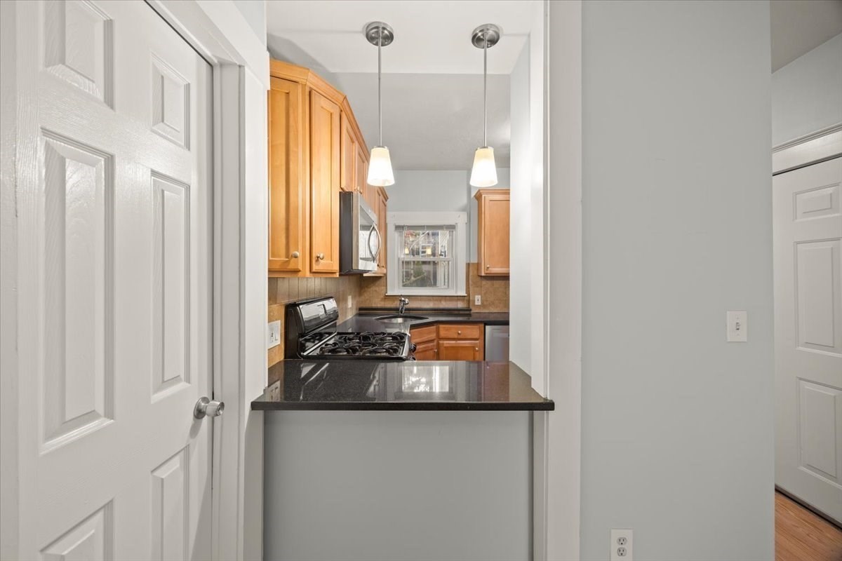 36 Telegraph St # 1 Property Photo 11