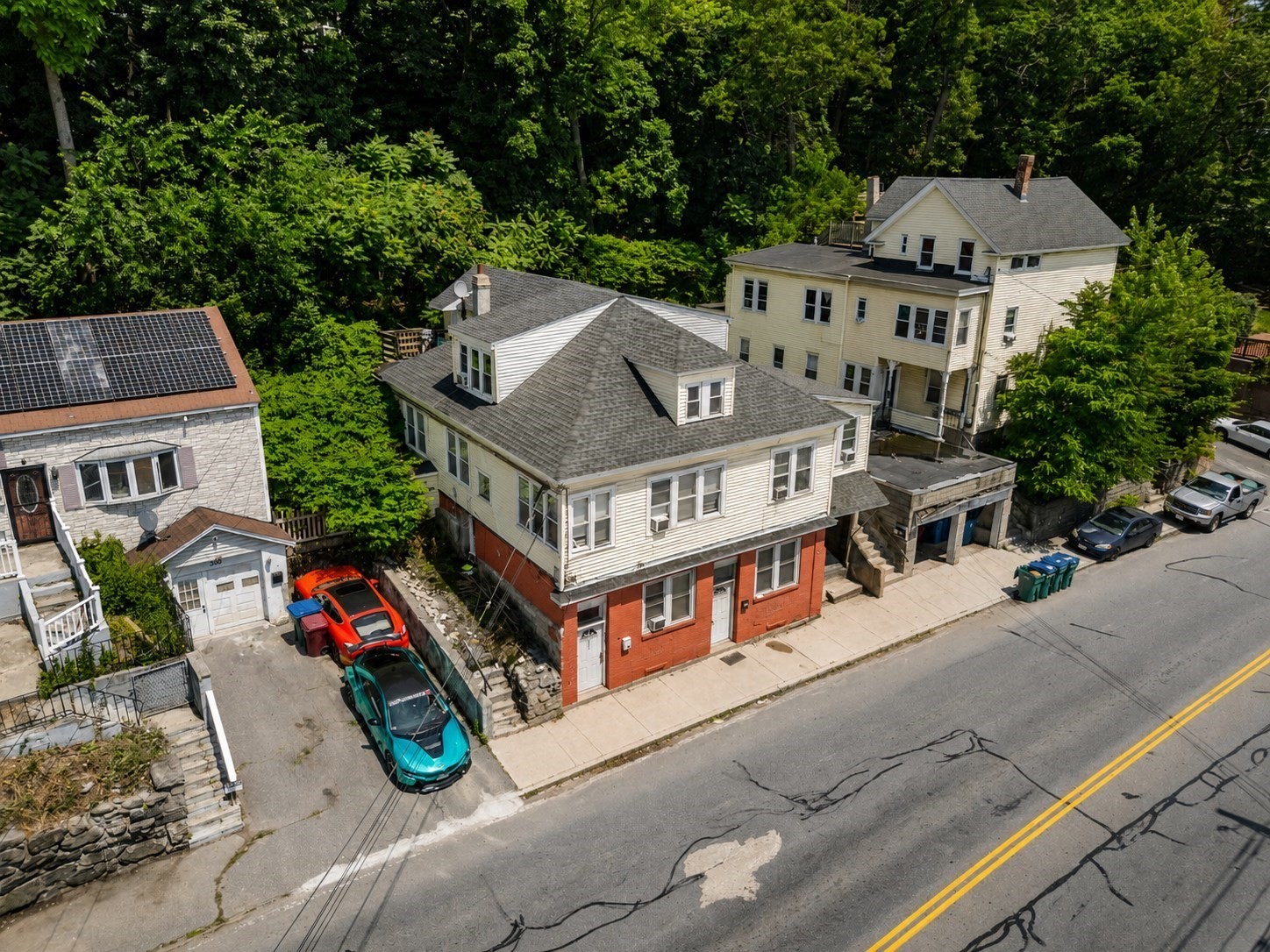 308 Rogers St Property Photo 1