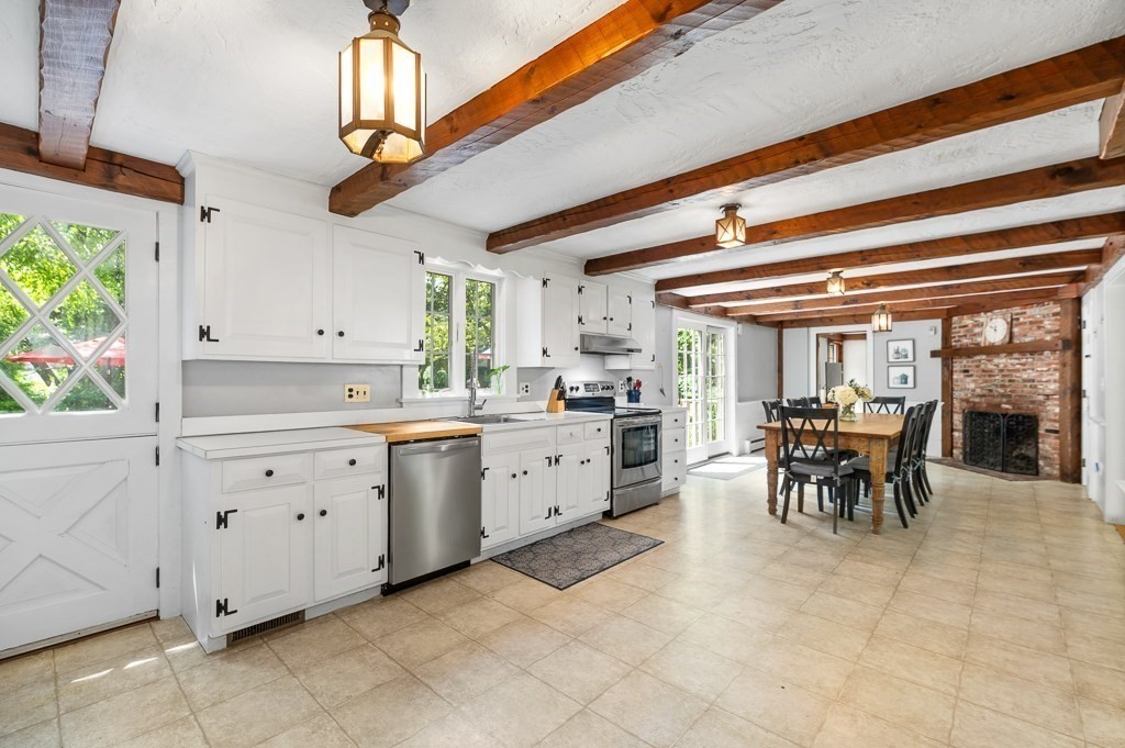9 Great Pond Road Property Photo 9
