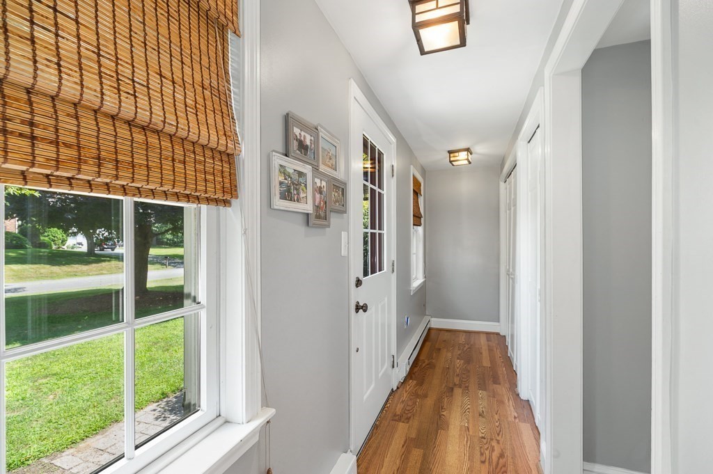 9 Great Pond Road Property Photo 14
