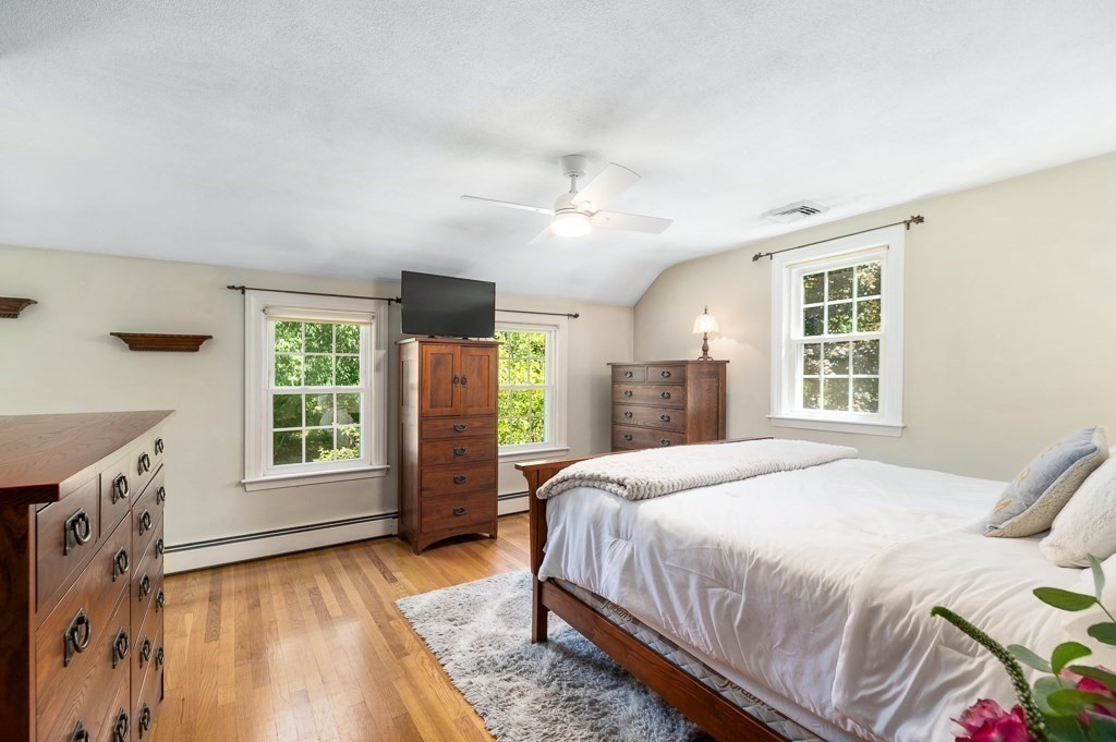 9 Great Pond Road Property Photo 16