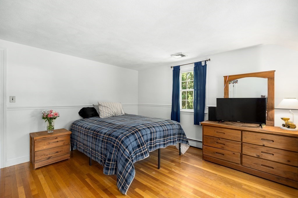 9 Great Pond Road Property Photo 22