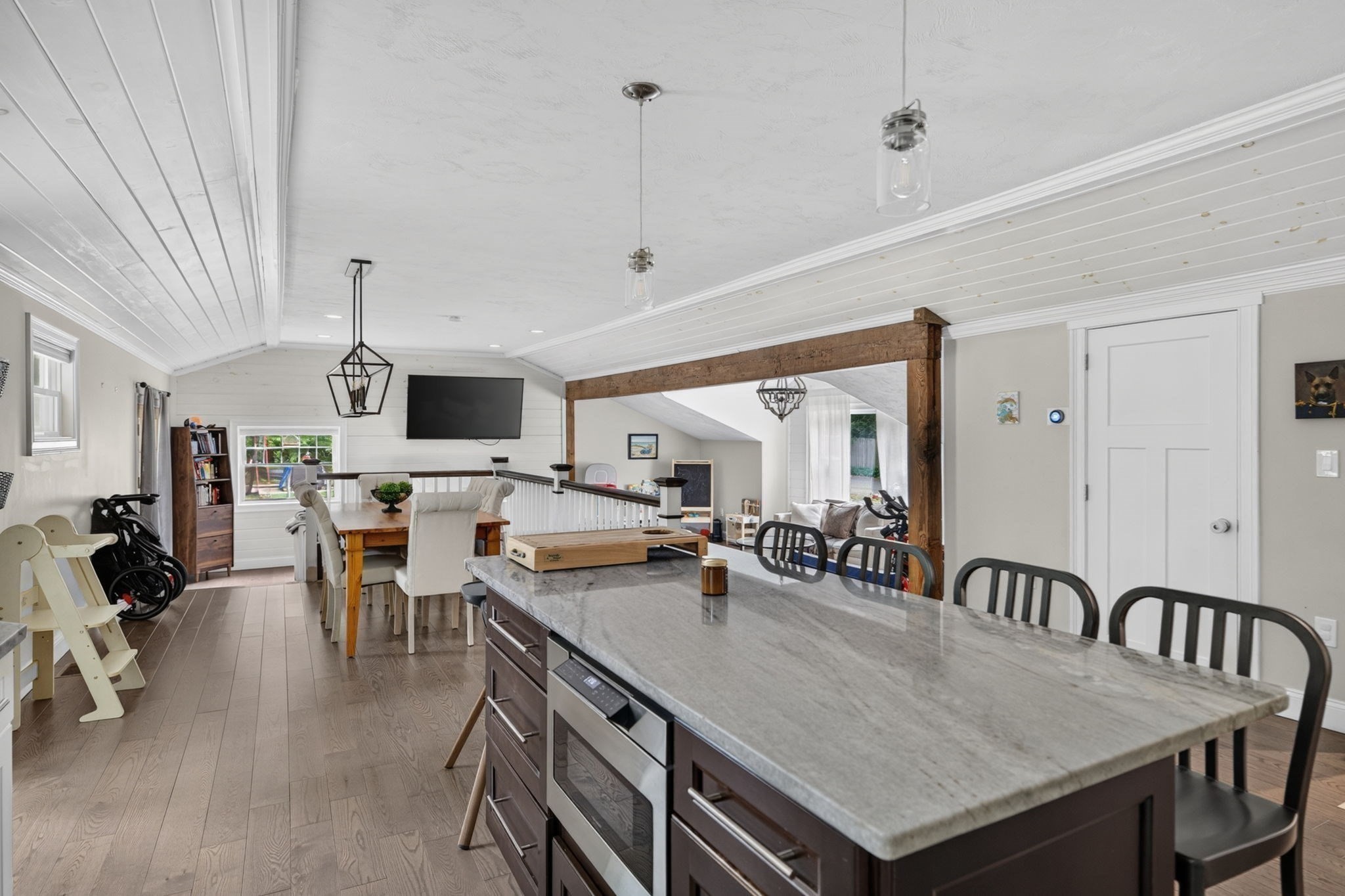 6 Ida Way Property Photo 2