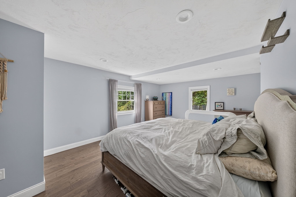6 Ida Way Property Photo 12