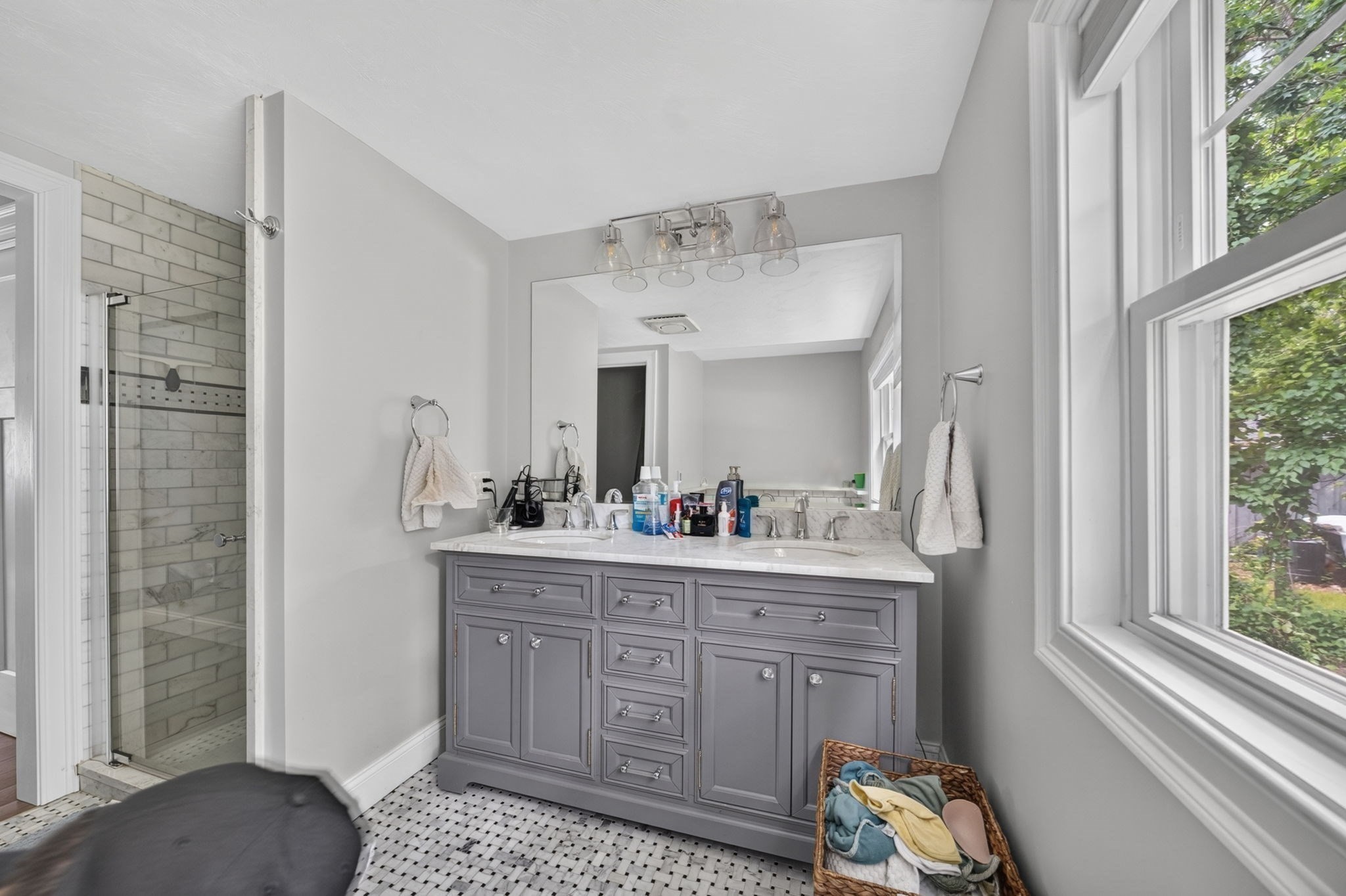 6 Ida Way Property Photo 13