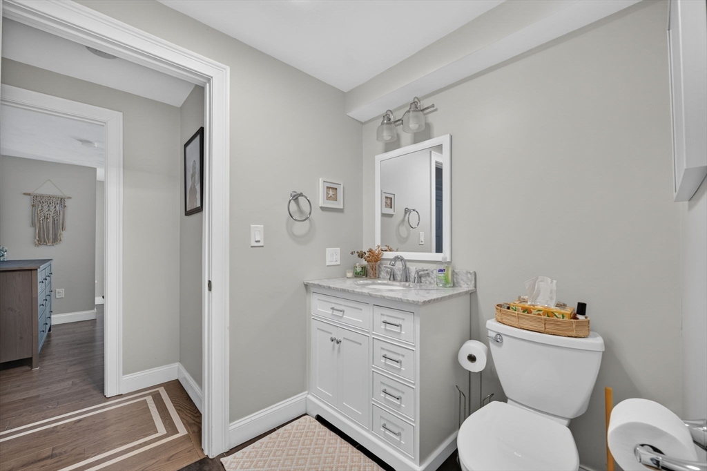6 Ida Way Property Photo 15