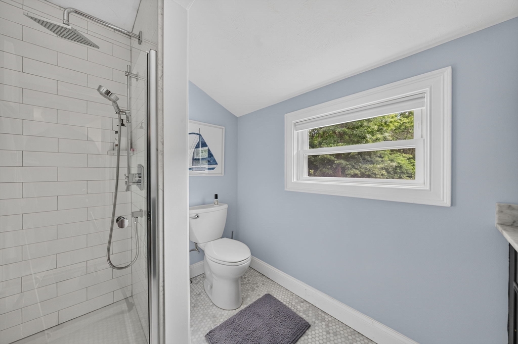 6 Ida Way Property Photo 18