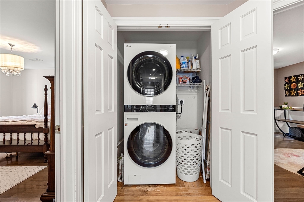 11 Woodbury Ct Property Photo 30