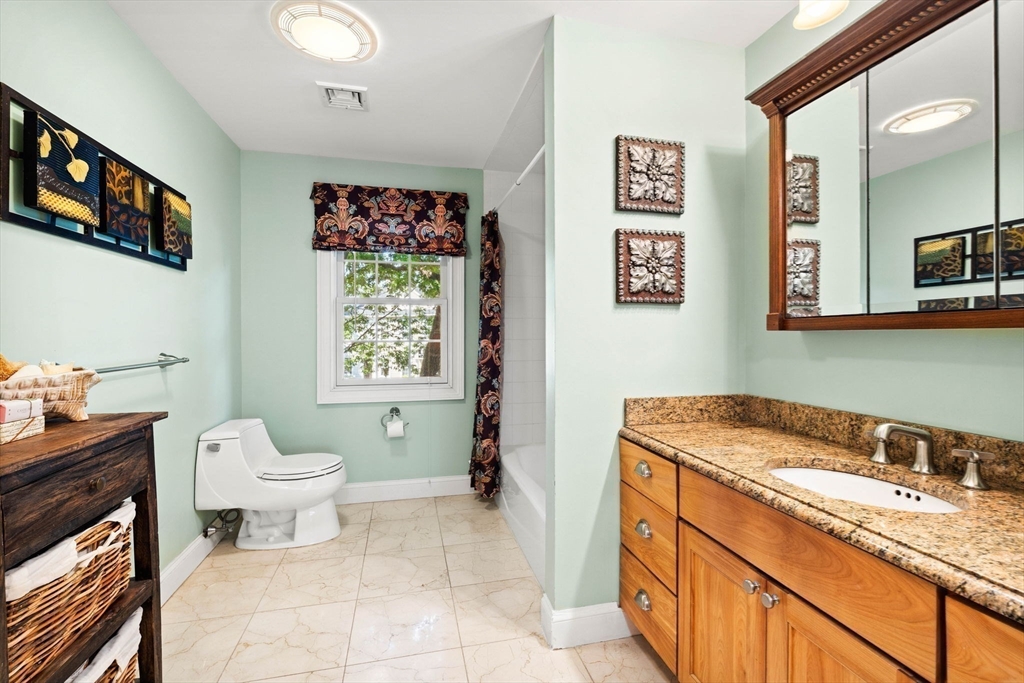 11 Woodbury Ct Property Photo 31