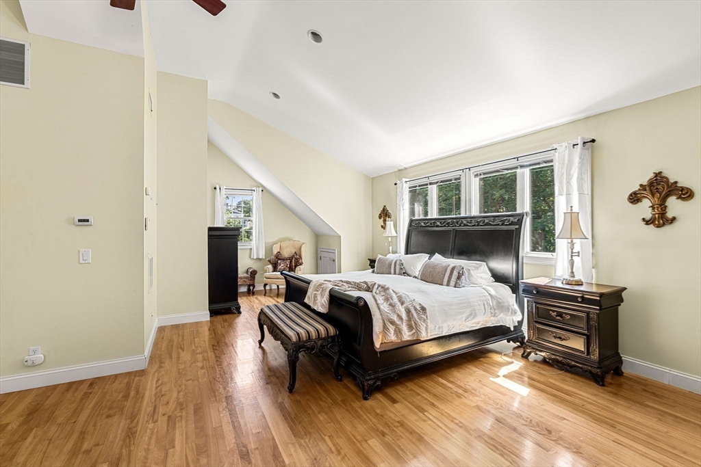 11 Woodbury Ct Property Photo 32