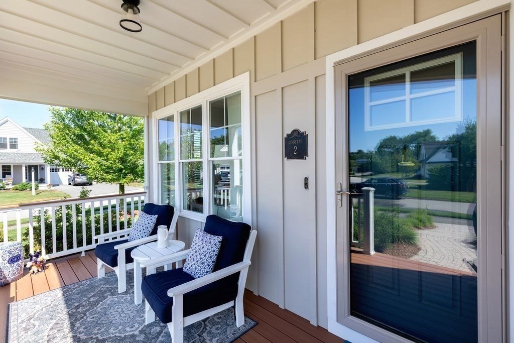 2 Sawgrass Lane Property Photo 4