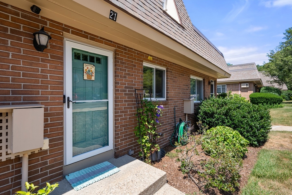 21 Walcott Valley Dr # 21 Property Photo 1