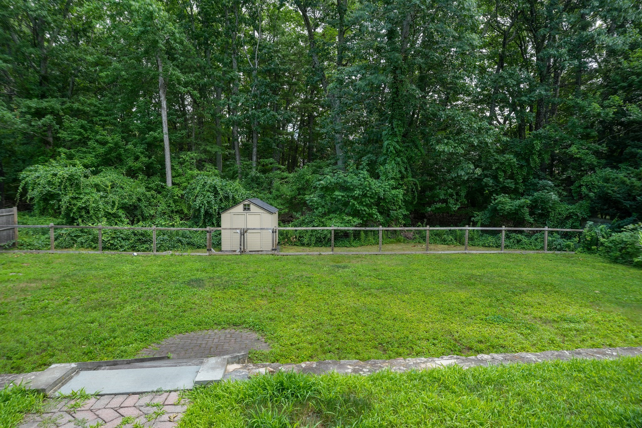 23 Laurel Dr. Property Photo 28