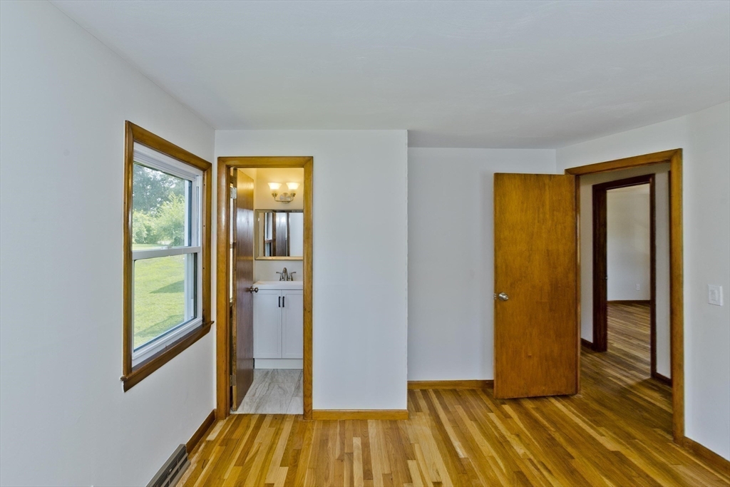 11 Mountainview St Property Photo 11