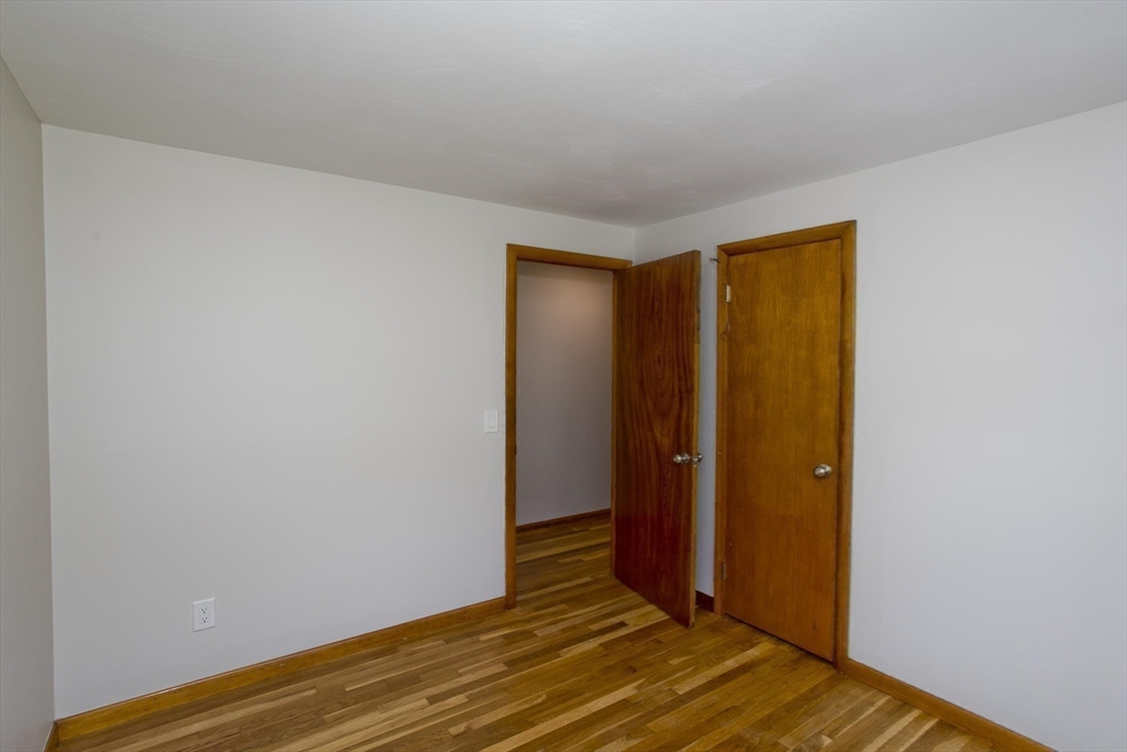 11 Mountainview St Property Photo 17