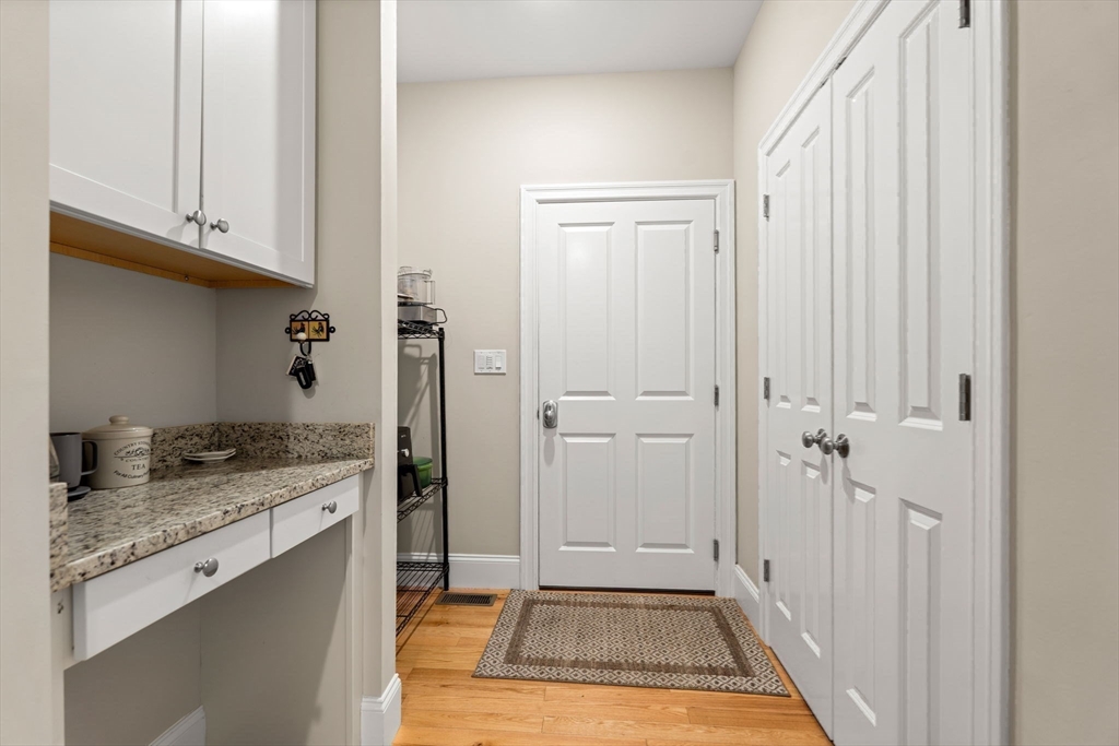 100 Kirkbride # 109 Property Photo 20