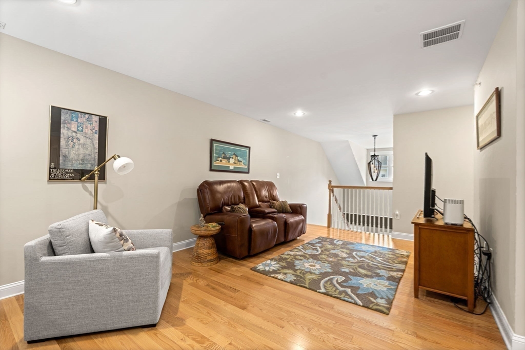 100 Kirkbride # 109 Property Photo 25