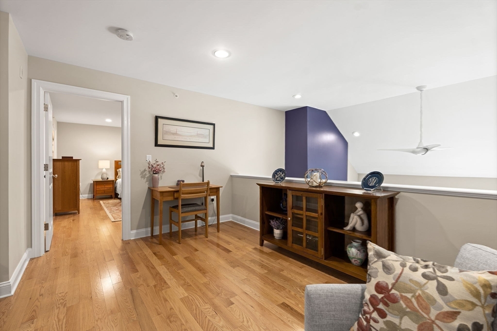 100 Kirkbride # 109 Property Photo 26