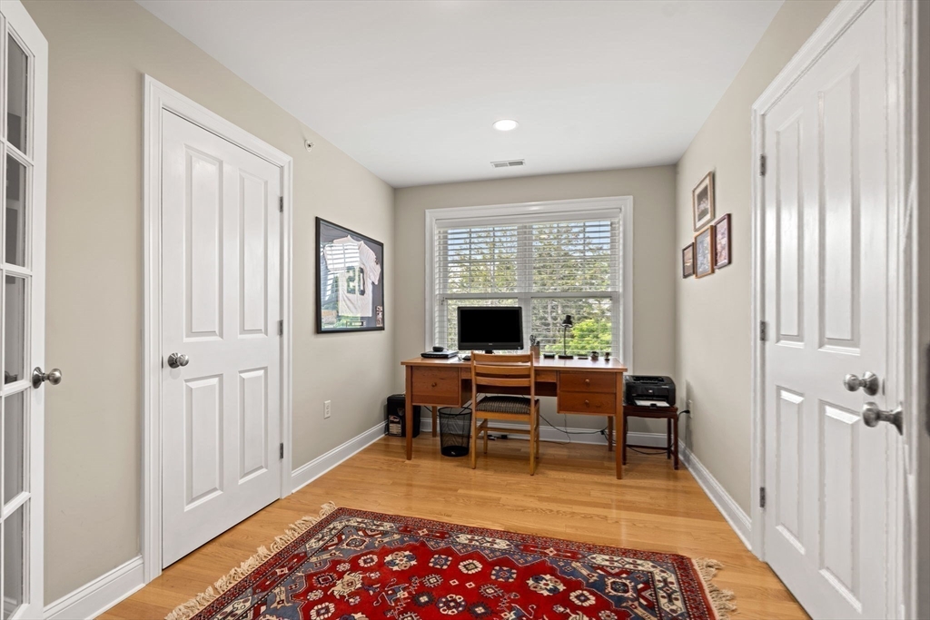 100 Kirkbride # 109 Property Photo 31