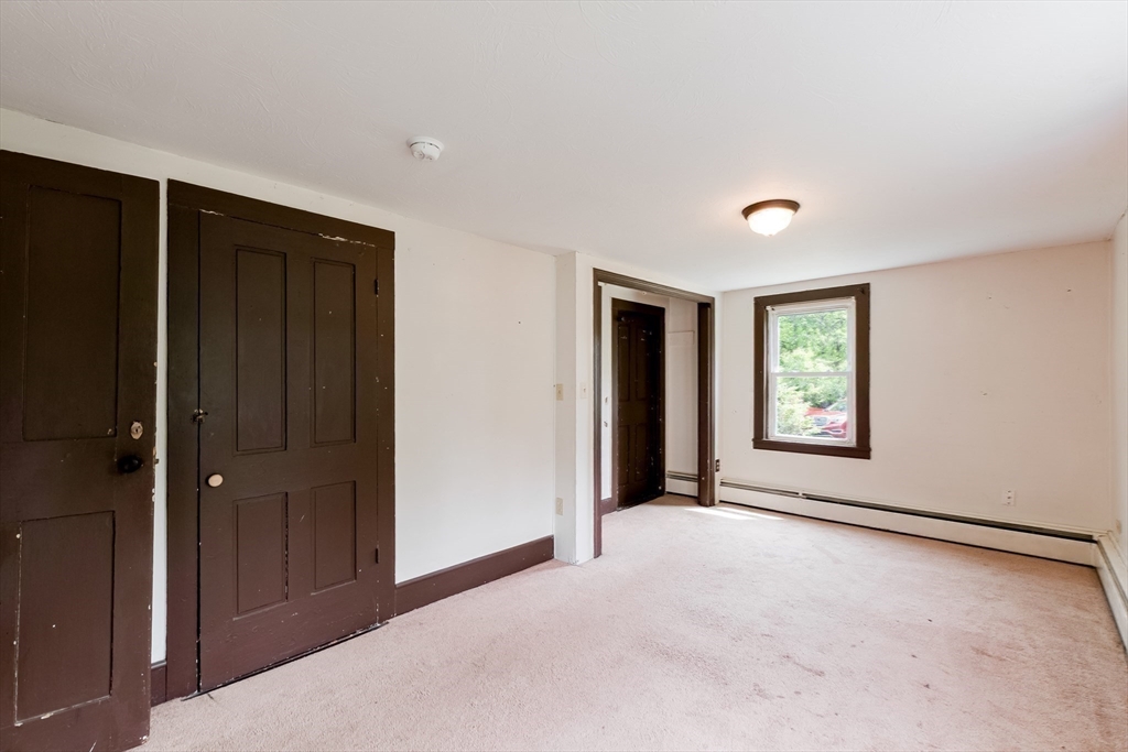 60 Robbins Rd Property Photo 14